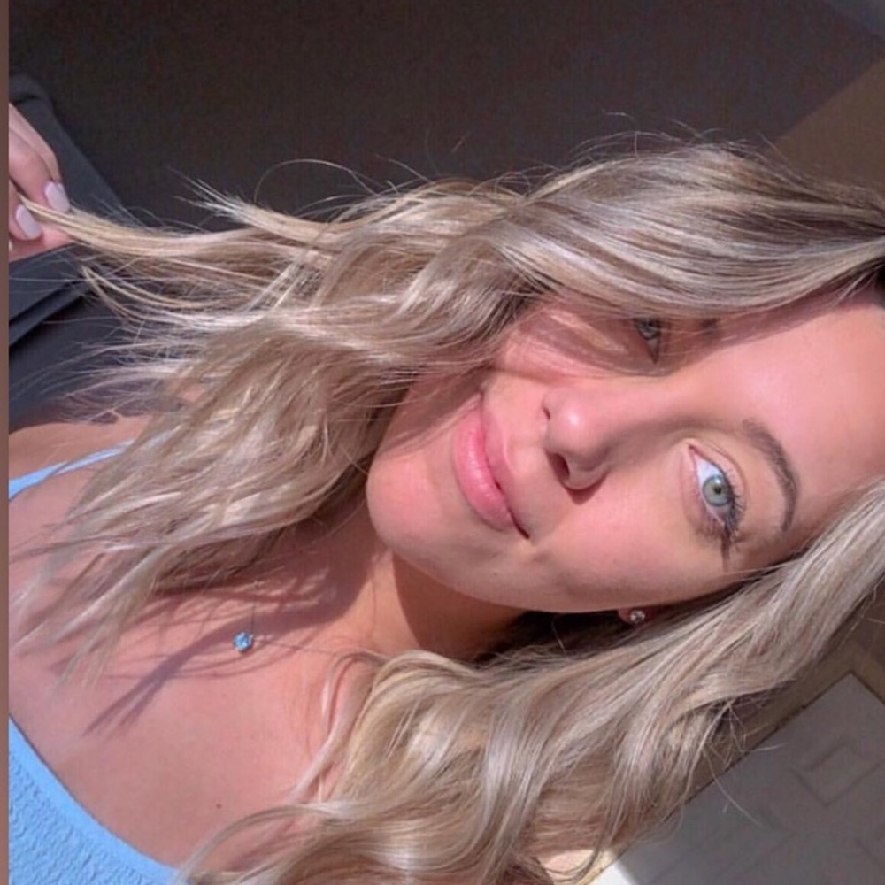 Meet your Posher, Bobbi